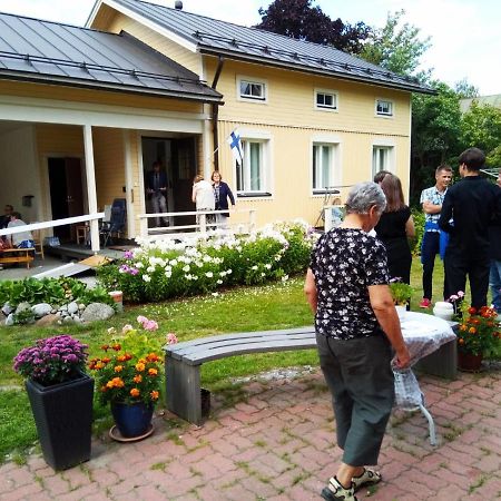 FirstHome GuestHouse Jakobstad Extérieur photo