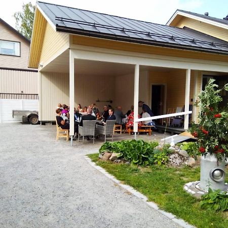 FirstHome GuestHouse Jakobstad Extérieur photo